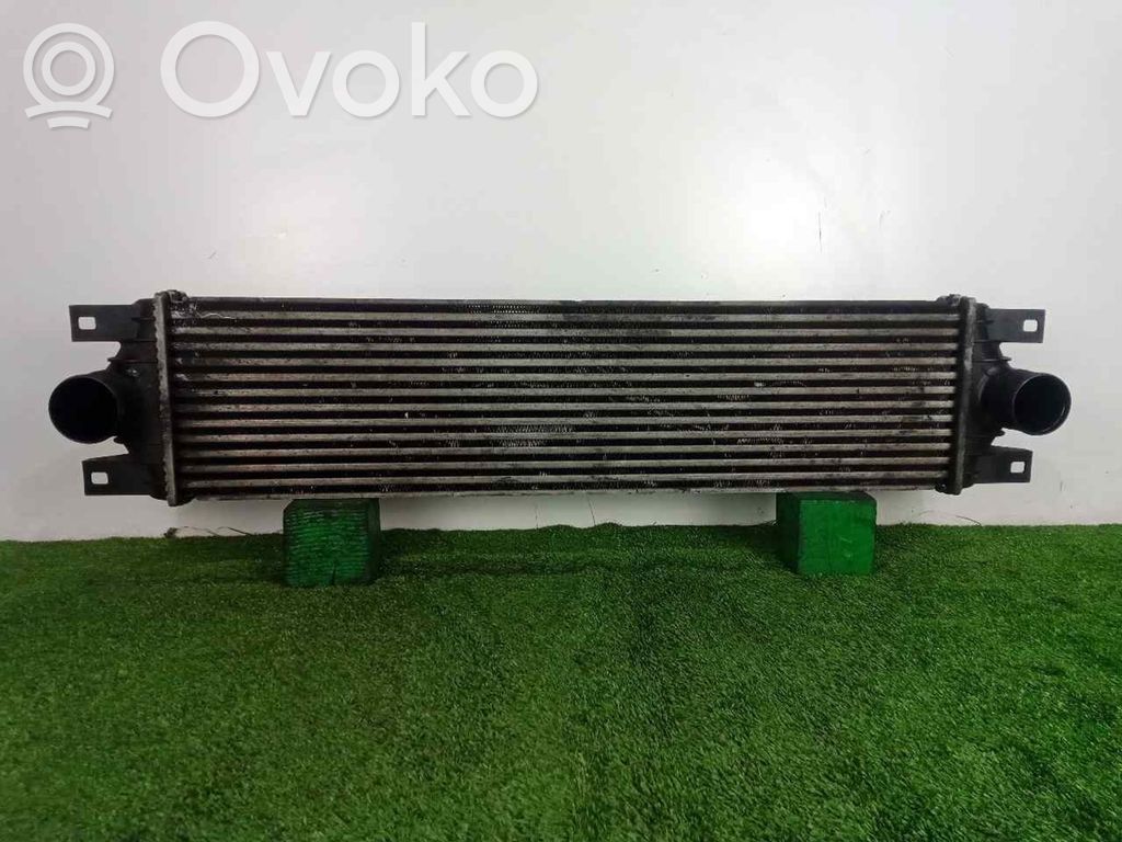Starpdzesētāja radiators   740X185X40