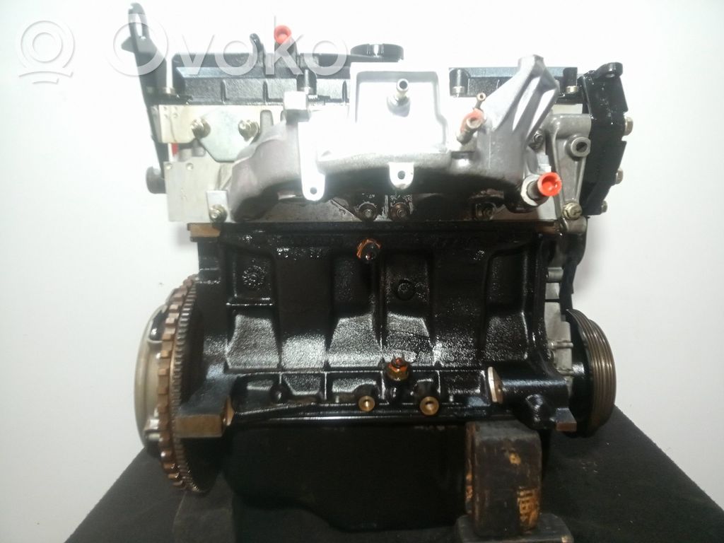 Variklis   E7F708,58CV