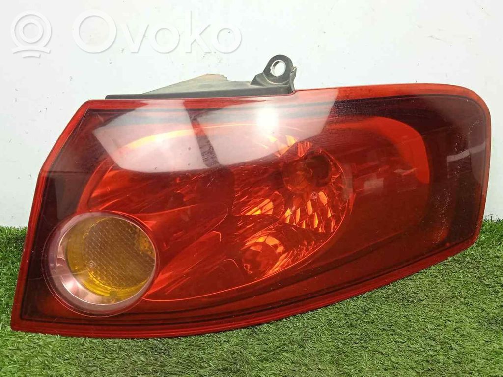 Rear/tail lights