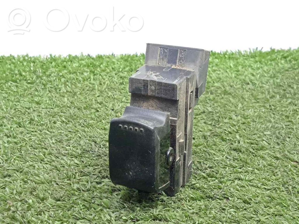 Electric window control switch   SINREFERENCIA