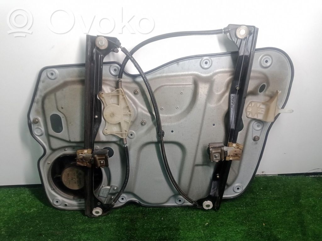 Volkswagen Touran II Alzacristalli manuale della portiera anteriore 