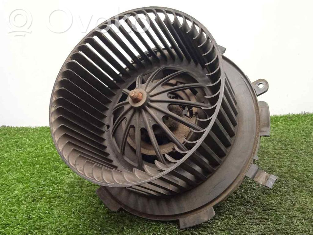 Opel Zafira B Heater fan/blower 
