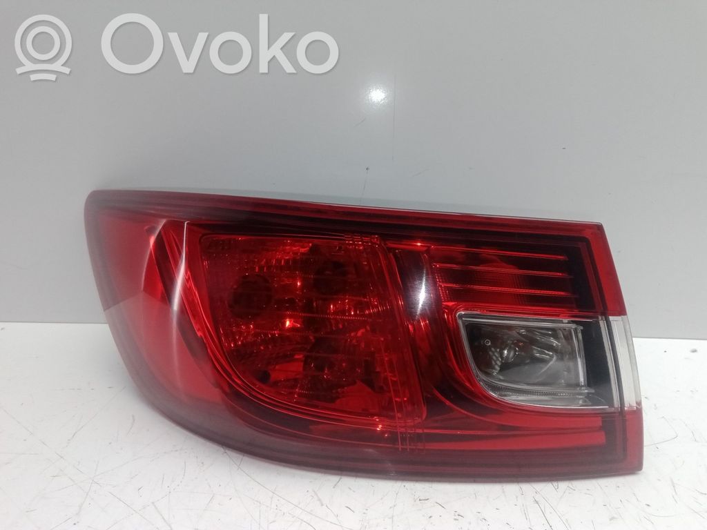 Renault Clio IV Rear/tail lights 