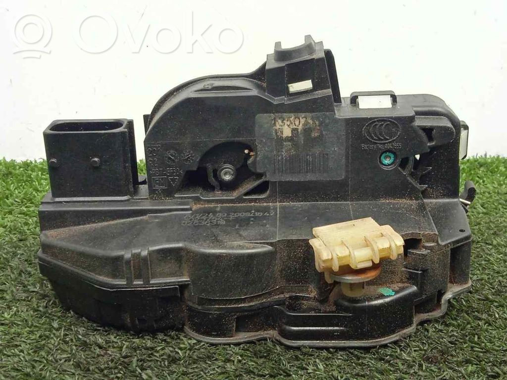 Etuoven lukko   13503150,5PINES