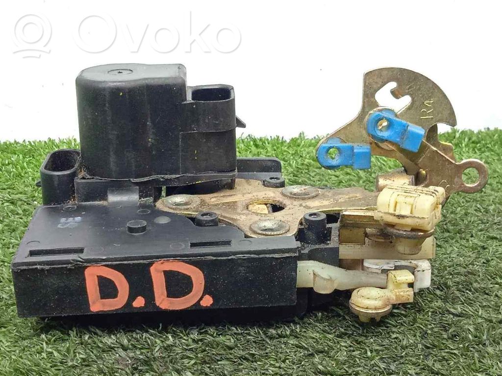 Chevrolet Nubira Front door lock 