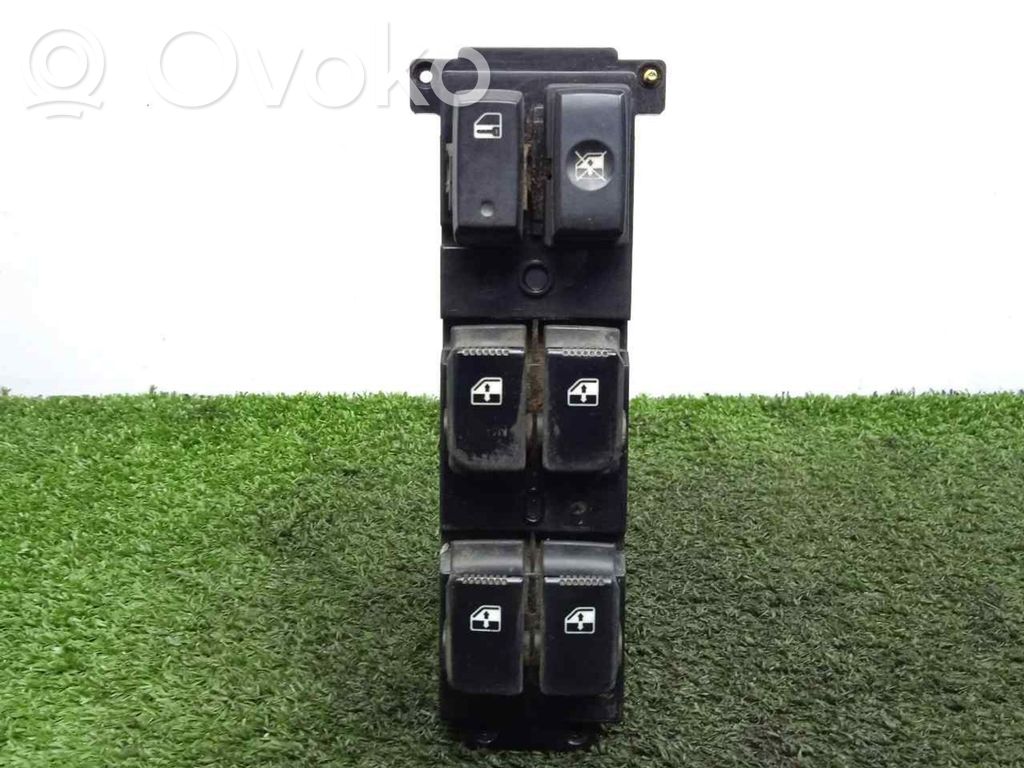 Electric window control switch   935702B700S4,4BOTONES