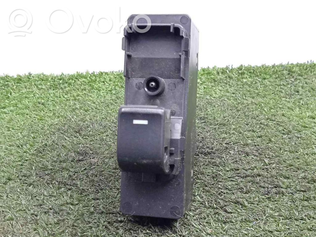 Interruptor del elevalunas eléctrico   GKL266380A