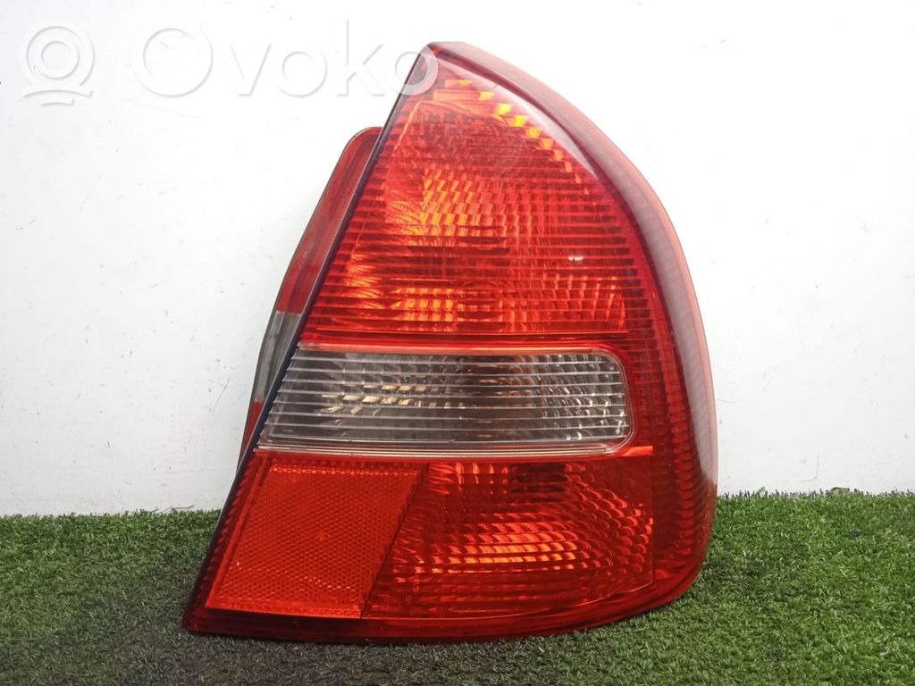 Mitsubishi Carisma Rear/tail lights 