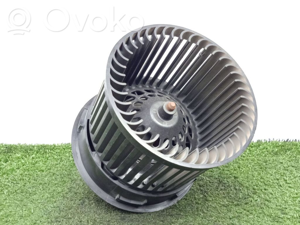 Lämmittimen puhallin   T1011131BGBMM,VALEO