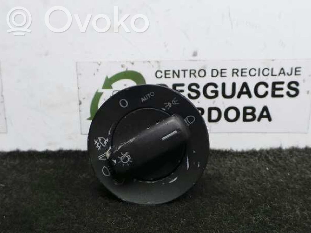 Multifunctional control switch/knob   NOTIENEREFERENCIA,2ANTINIEBLAS
