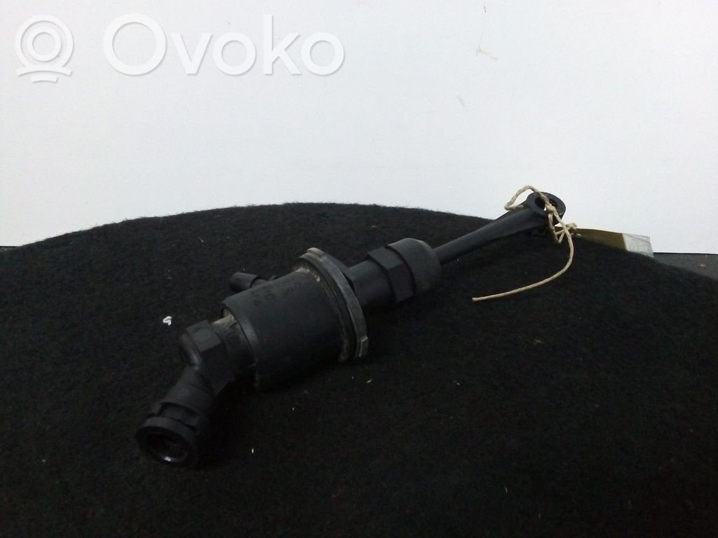 Kytkimen apusylinteri   8200151784C