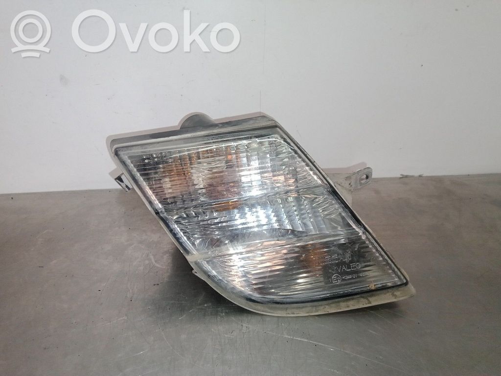 Nissan Micra C+C Semnalizator față 