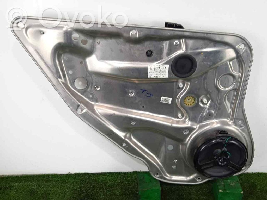 Mercedes-Benz C W203 Macara geam spate fără motor 