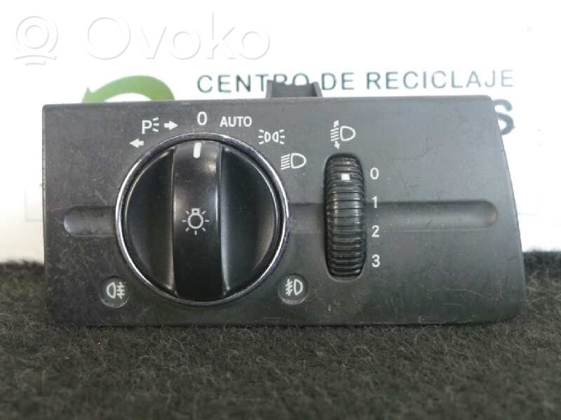 Multifunctional control switch/knob   2ANTINIEBLAS