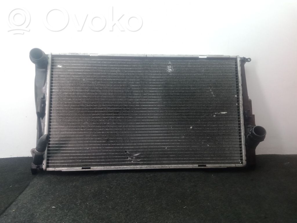 BMW 3 E90 E91 Coolant radiator 
