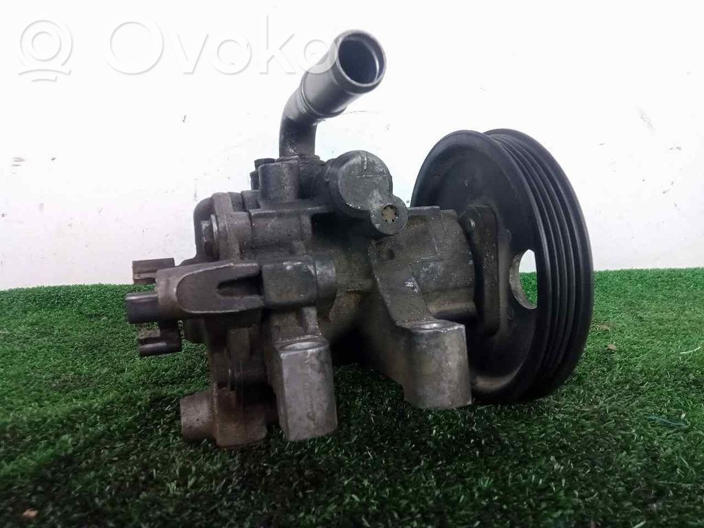 Ohjaustehostimen pumppu   6C113A674AC,KAYABA115BARES