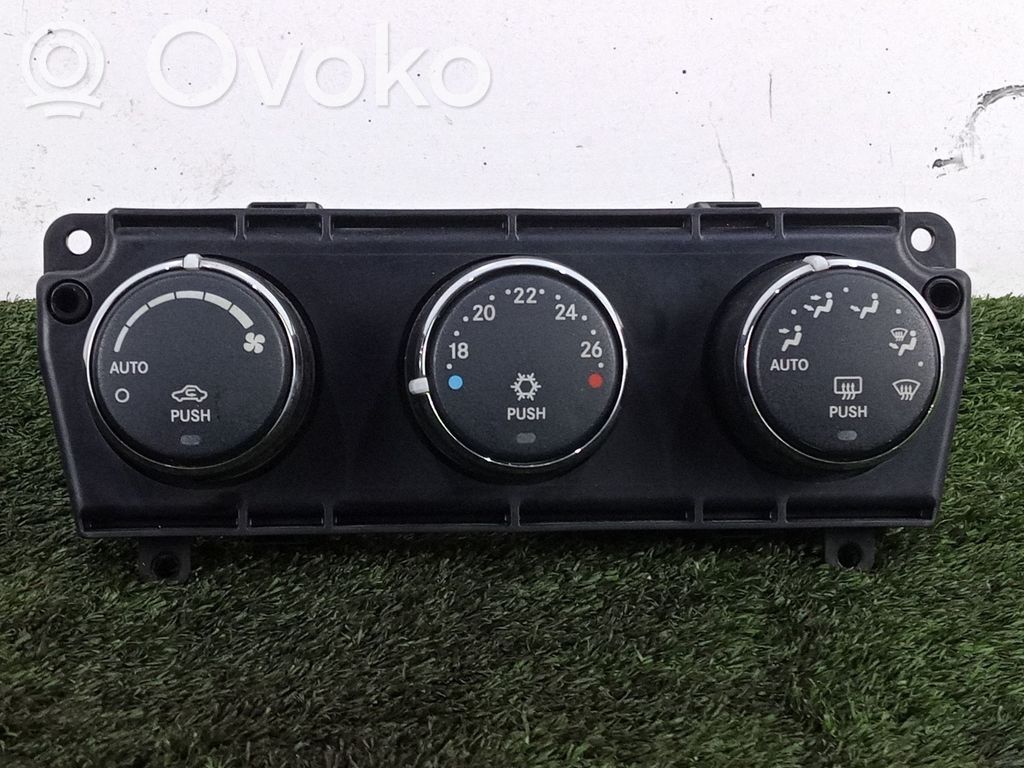 Jeep Cherokee KJ Panel klimatyzacji 