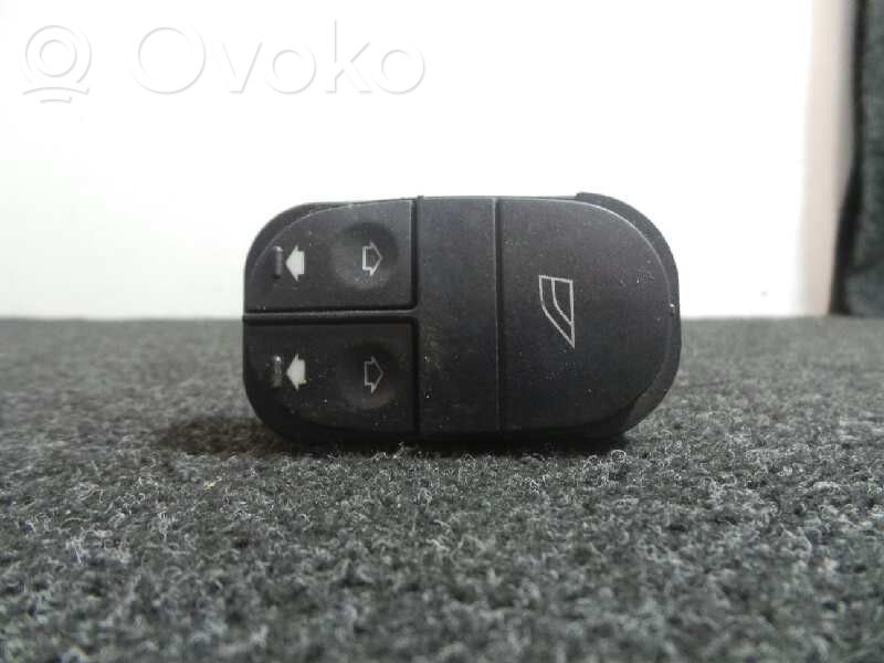 Ford Mondeo MK I Schalter el. Fensterheber 