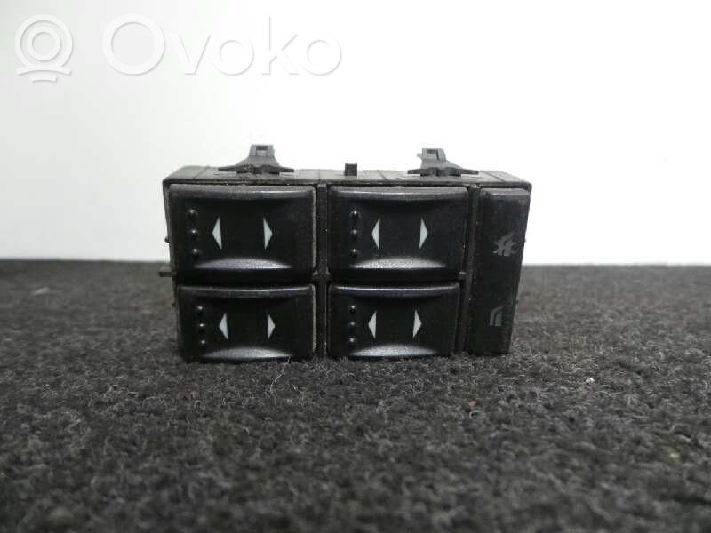 Ford Mondeo Mk III Electric window control switch 