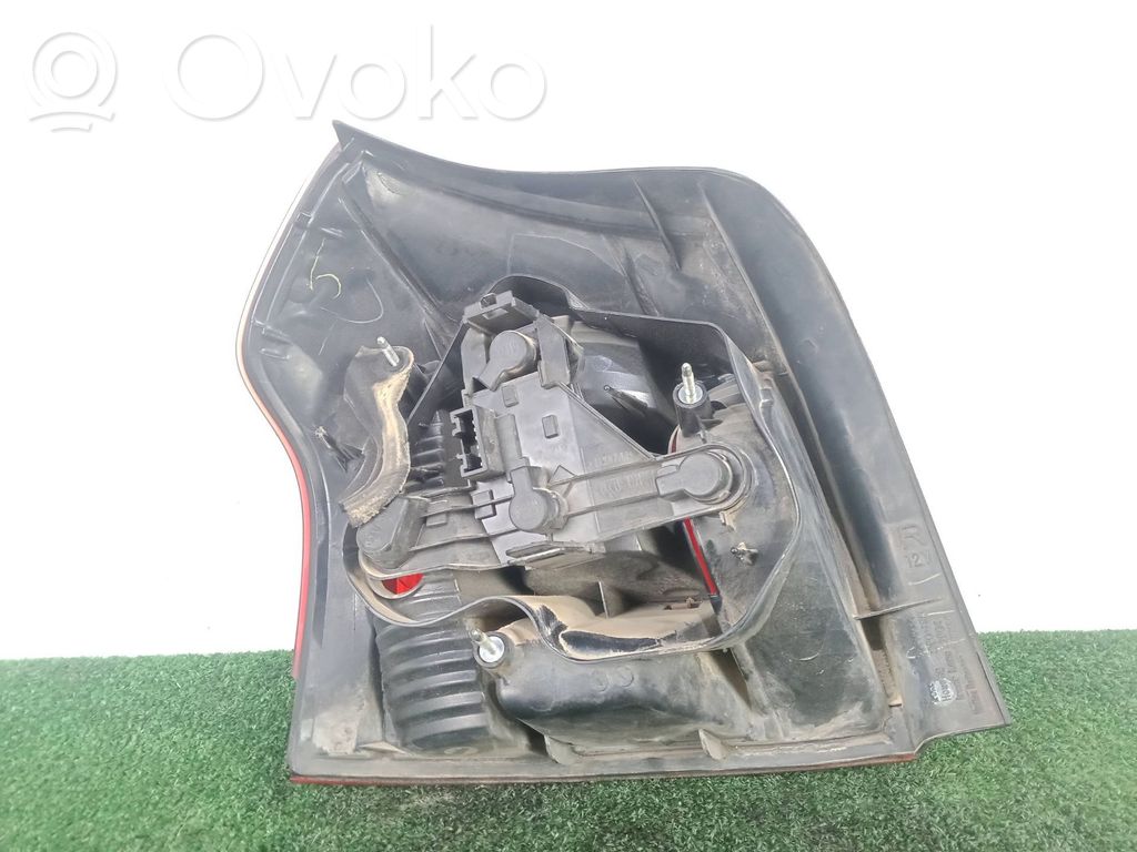 Toyota Corolla E120 E130 Luz trasera/de freno 