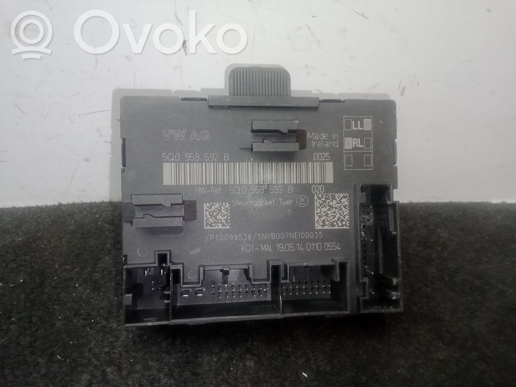 Mukavuusmoduuli   5Q0959592B