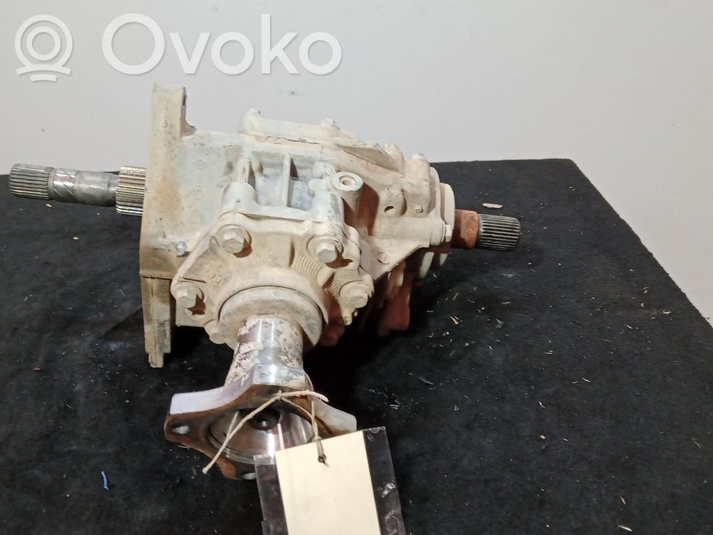 Gearbox transfer box case