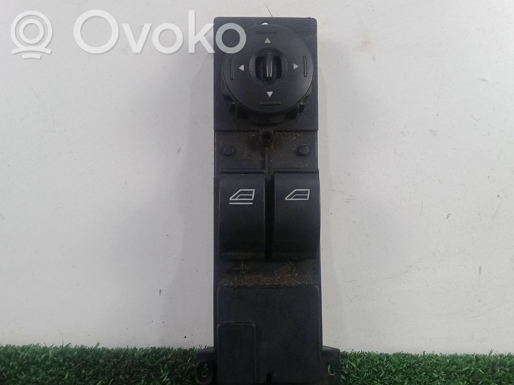 Ford Focus Comutator comandă geamuri electrice 
