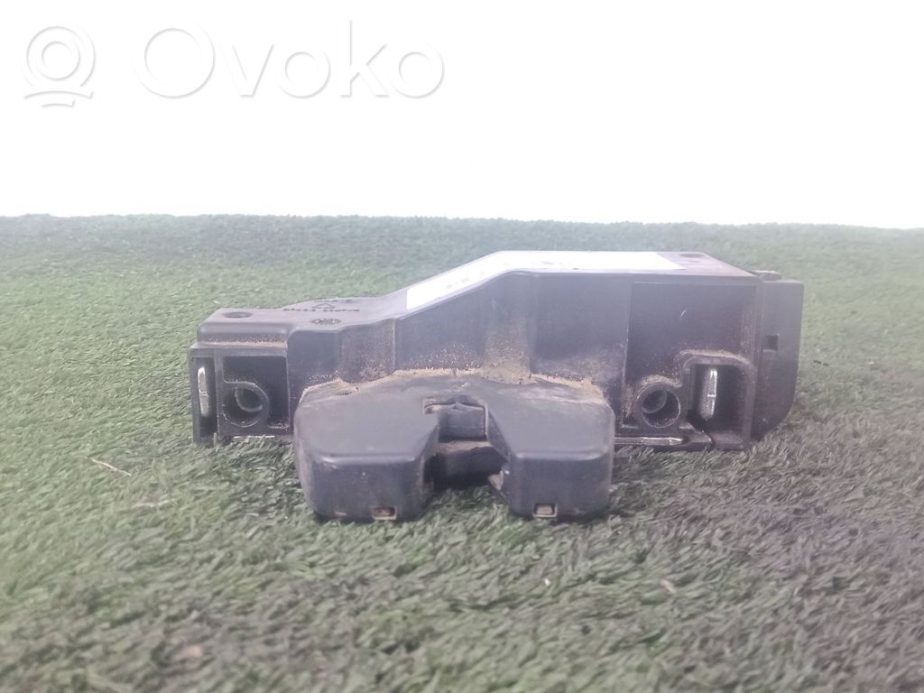 Citroen Xsara замок задево бортовой 