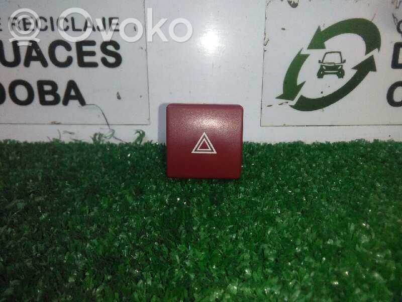Peugeot Partner Avarinių žibintų jungtukas 