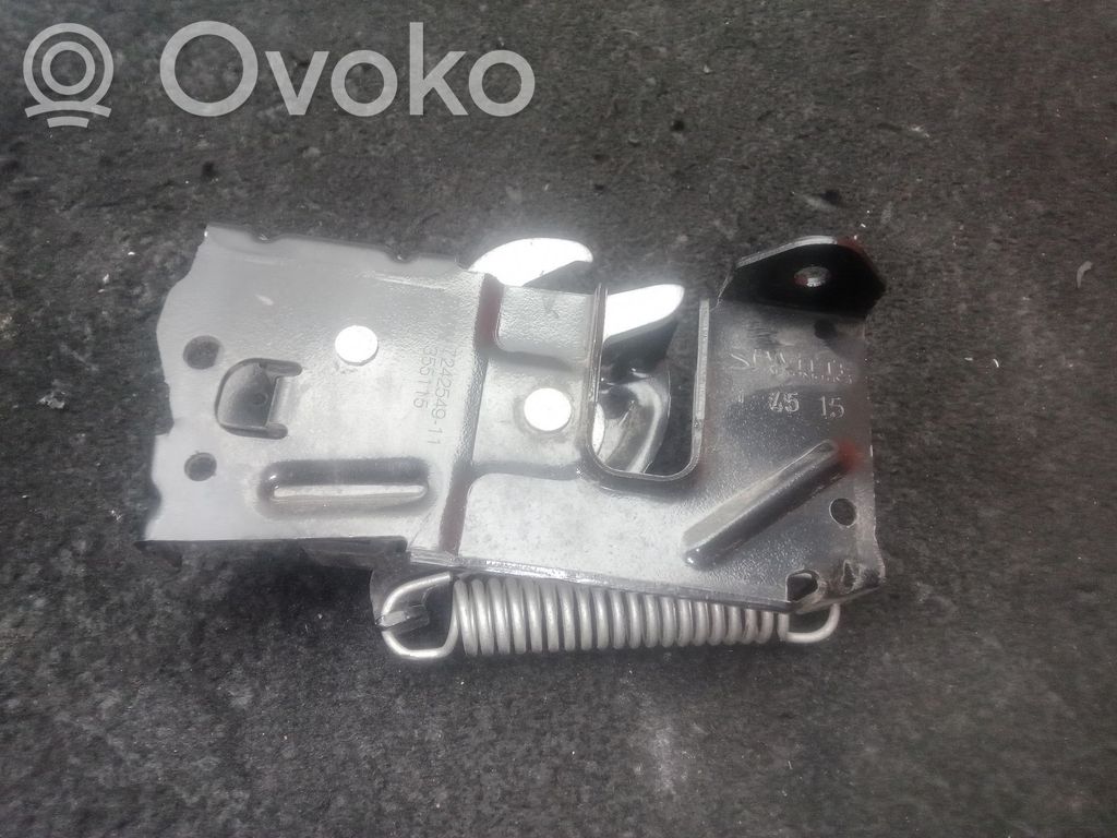 Tie down hook / loop   724254911355115,WITTE