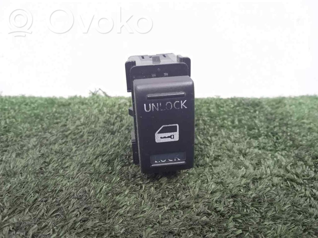 Nissan NV200 Multifunctional control switch/knob 