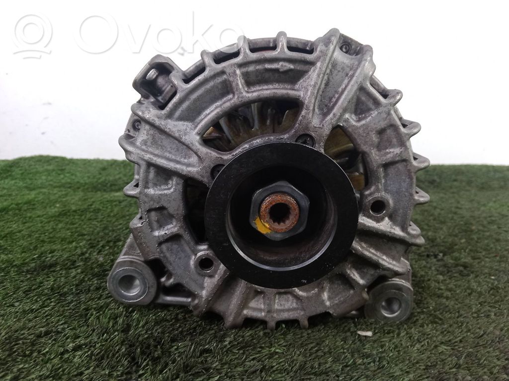 Alternador   230AH6CANALES,POLEAFIJA
