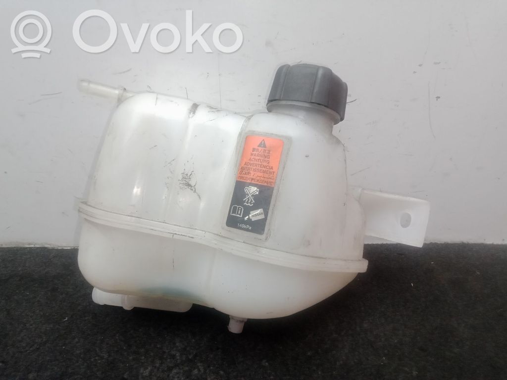Depósito de expansión de combustible