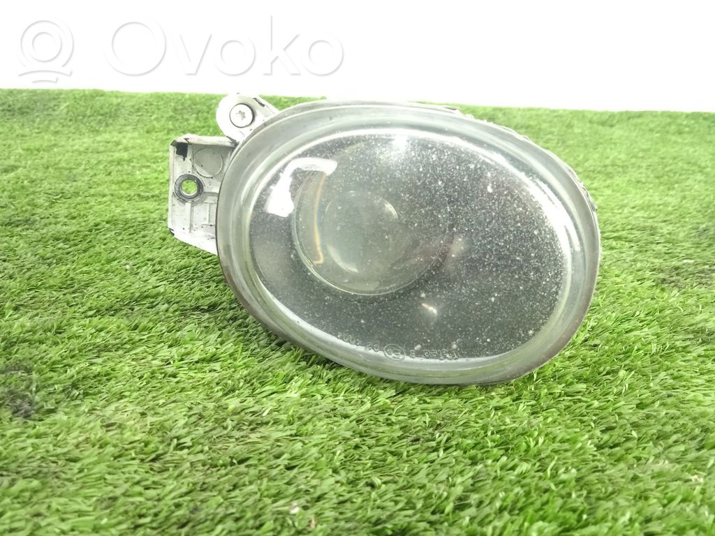 Etusumuvalo   1M0941699C742831,VALEO