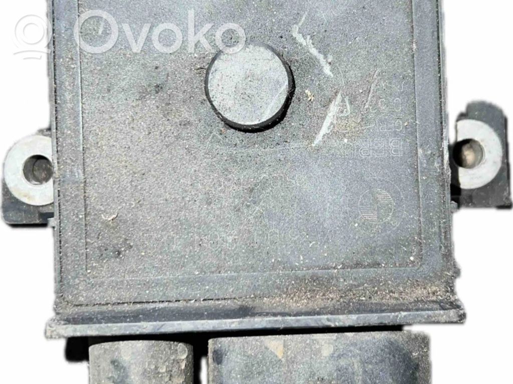BMW 5 E60 E61 Kvēlsveču relejs 