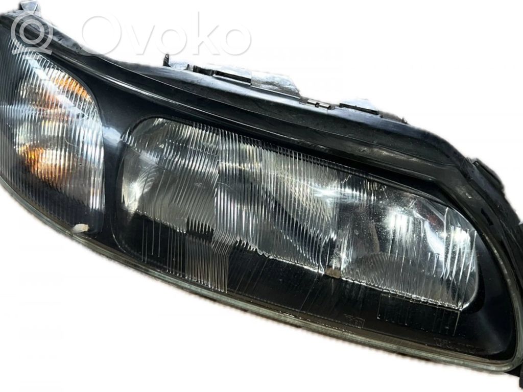 Headlight/headlamp   89007908