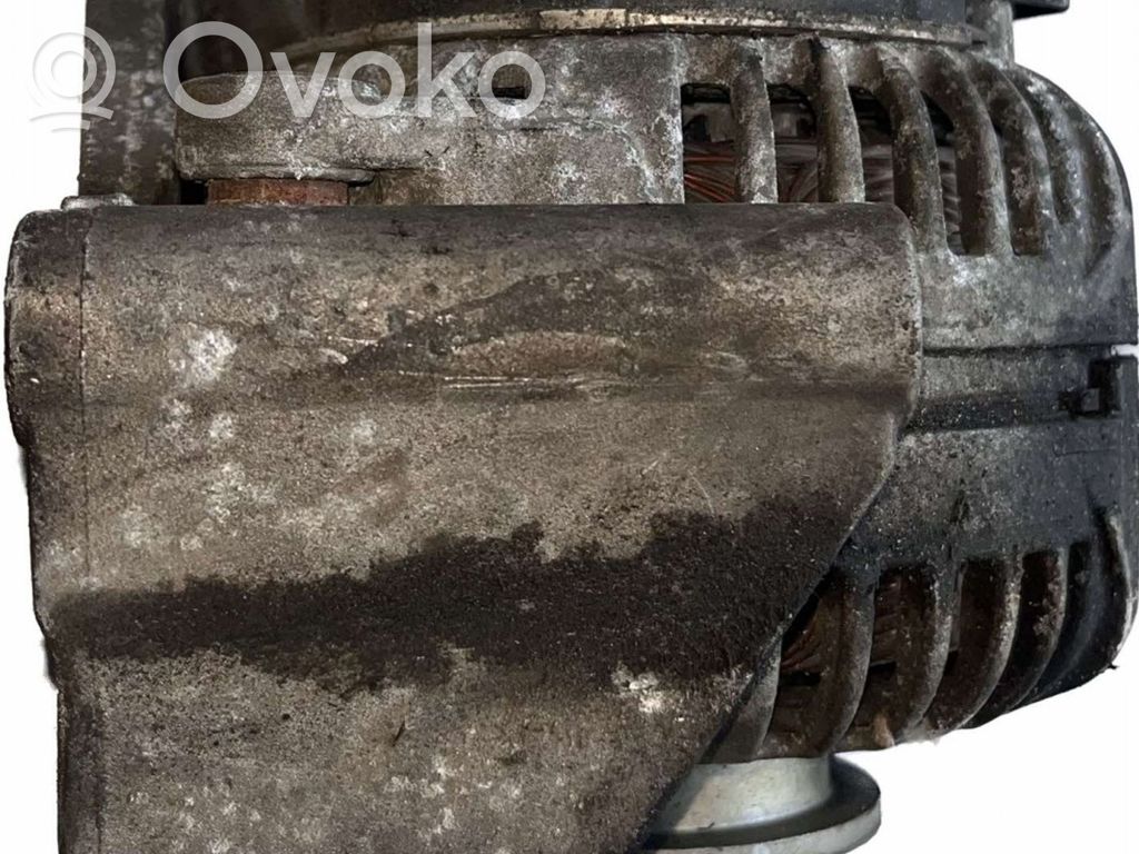 Volkswagen Touareg I Generator/alternator 