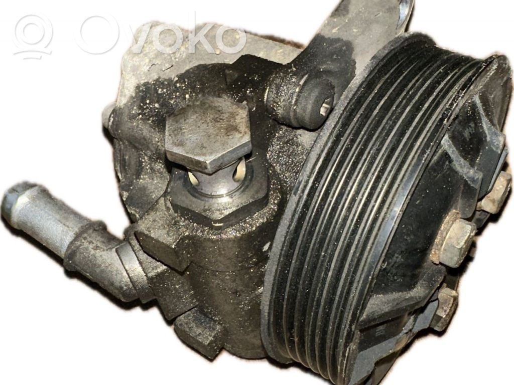 BMW 3 E90 E91 Power steering pump 