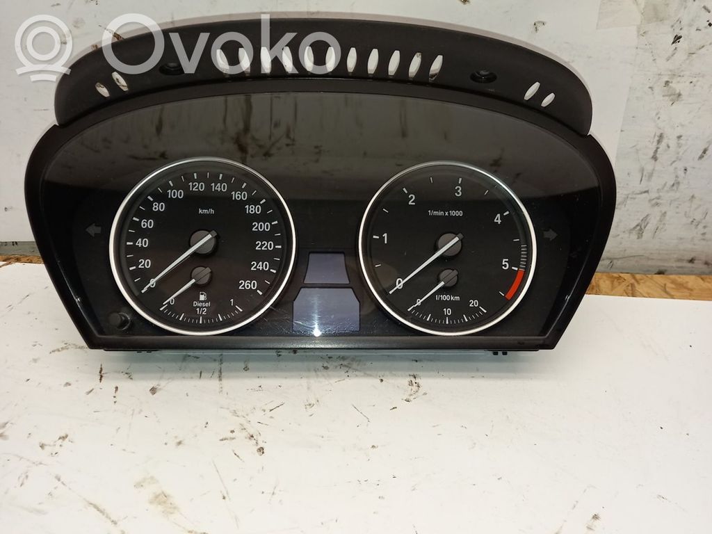 BMW X5 E70 Speedometer (instrument cluster) 