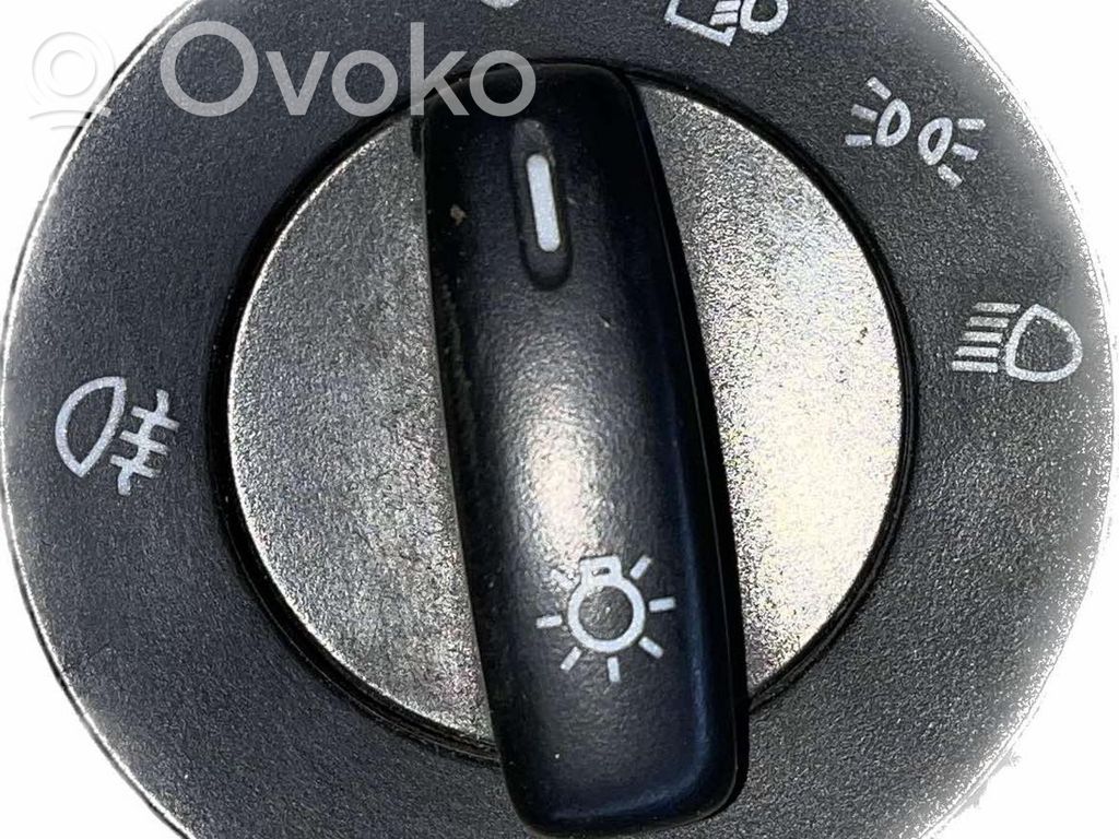 Lichtschalter   74850025,1K0941431M