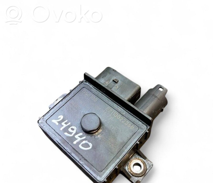 BMW 7 F01 F02 F03 F04 Kvēlsveču relejs 