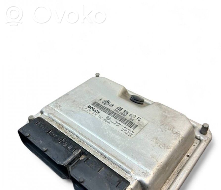 Volkswagen Golf IV Engine control unit/module 