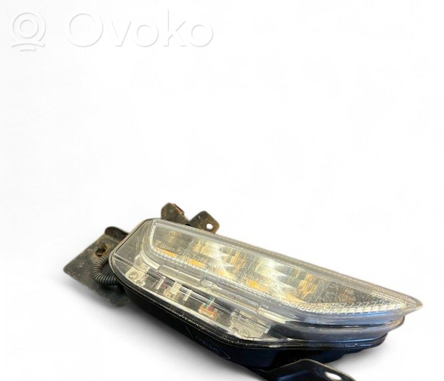 Front indicator light