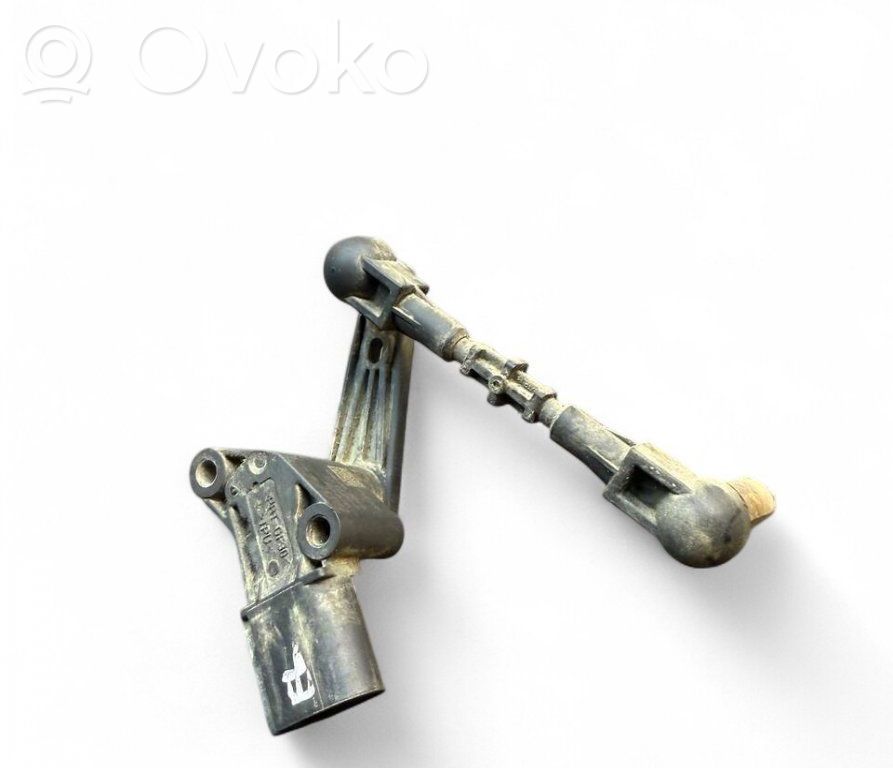 Audi Q7 4M Air suspension front height level sensor 
