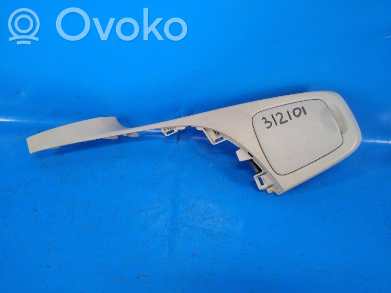 Toyota Prius (XW30) Przedni uchwyt na kubek tunelu środkowego 
