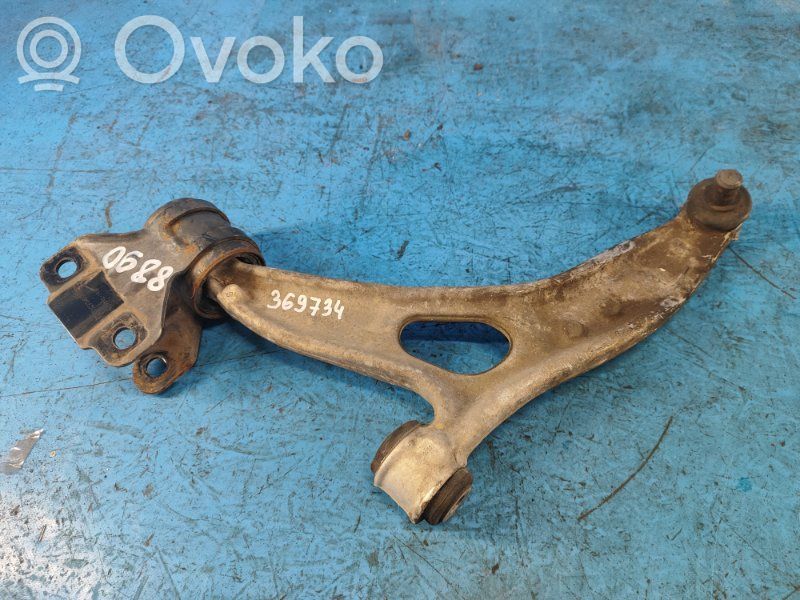 Ford Focus Front lower control arm/wishbone 