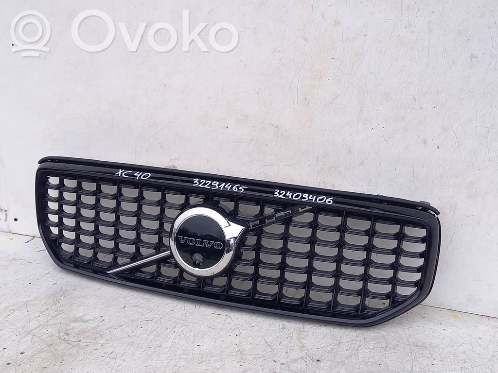 Volvo XC40 Front grill 