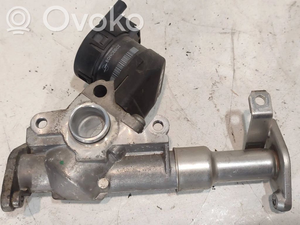 BMW 3 E92 E93 EGR valve 