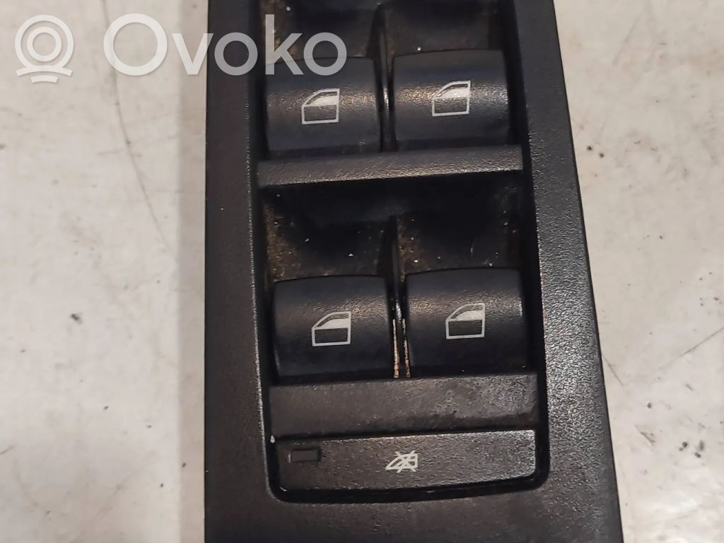 Przyciski szyb   9217335,10W23K604