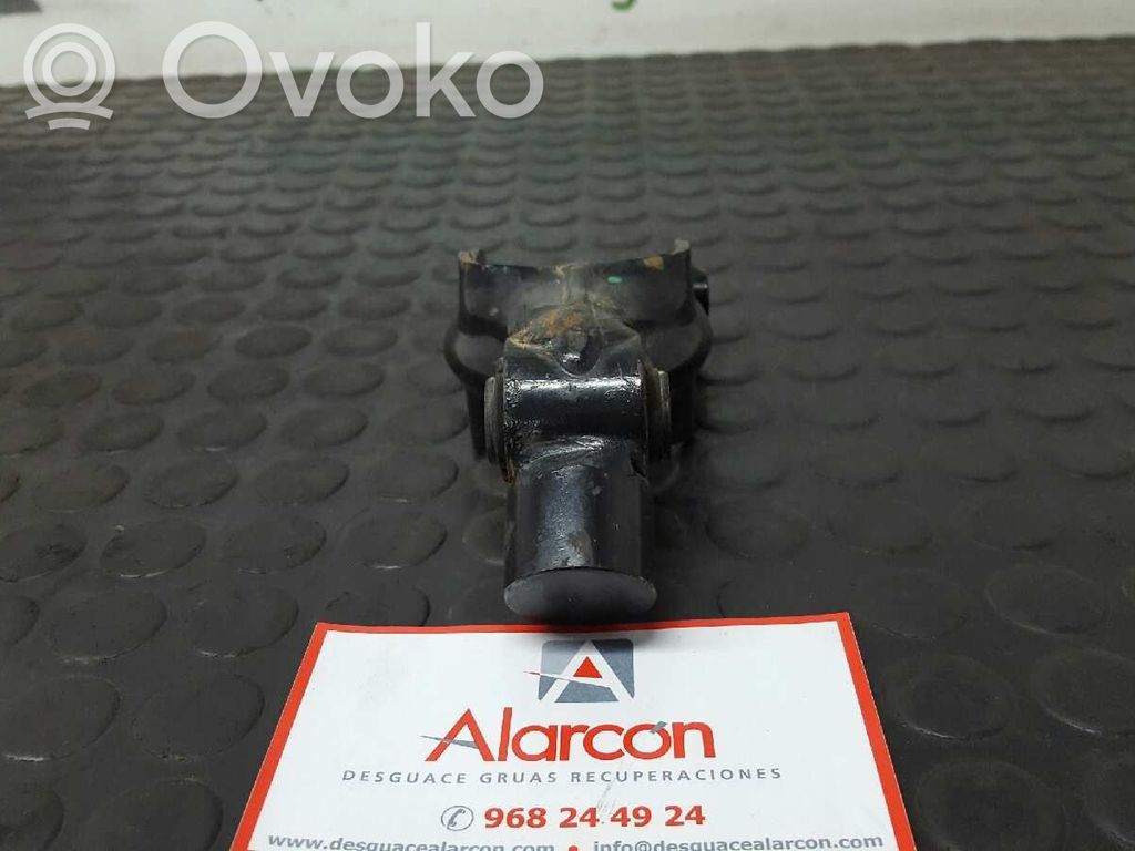 Citroen Berlingo Engine mount bracket 